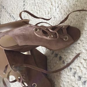 Brand news Ladies wedge suede shoes